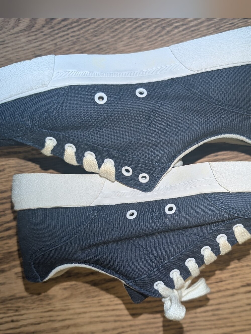 NWOT City Sneaks Navy Canvas Sneakers Size 8